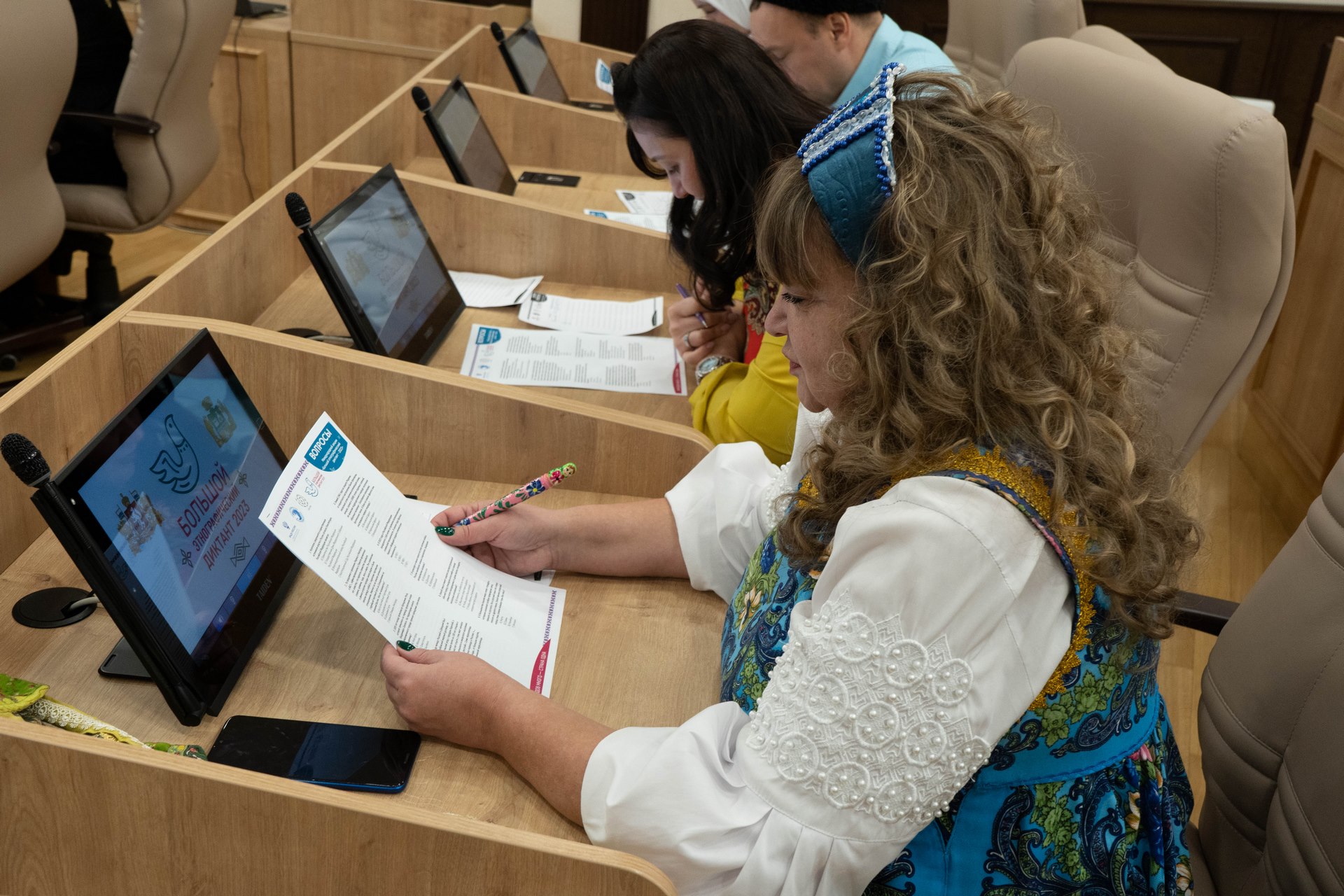 Уральцы в восьмой раз проверяют свои знания в ходе Большого этнографического диктанта 